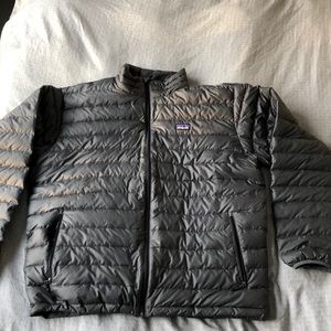 Gray Patagonia puffer jacket